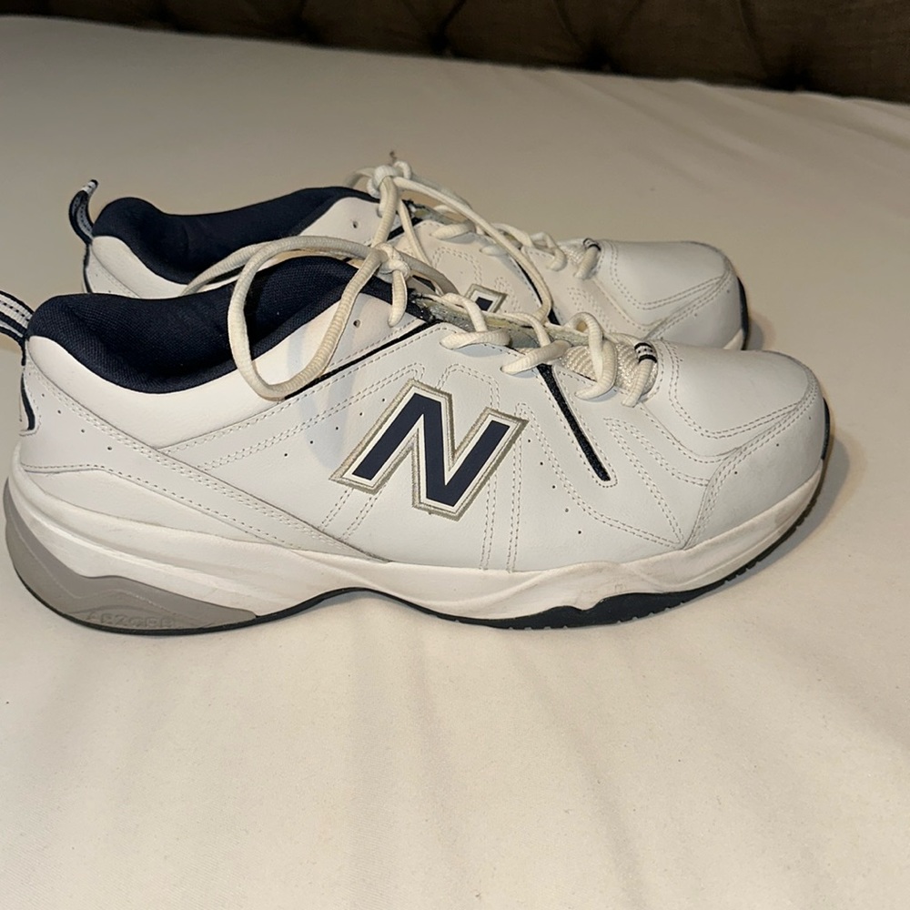 Men’s Extra-Wide 4-E Size 13 New Balance 619 White & Navy shoes